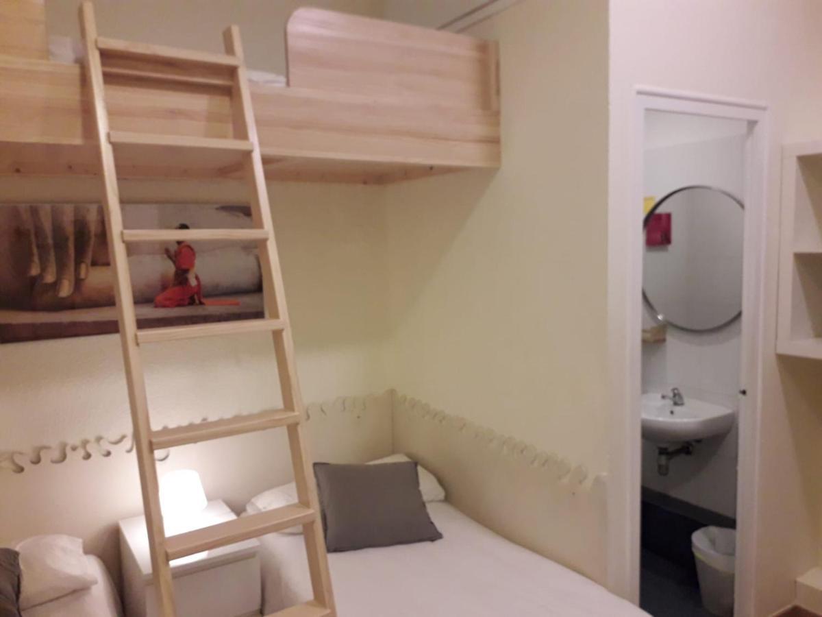 Itaca Hostel برشلونة المظهر الخارجي الصورة