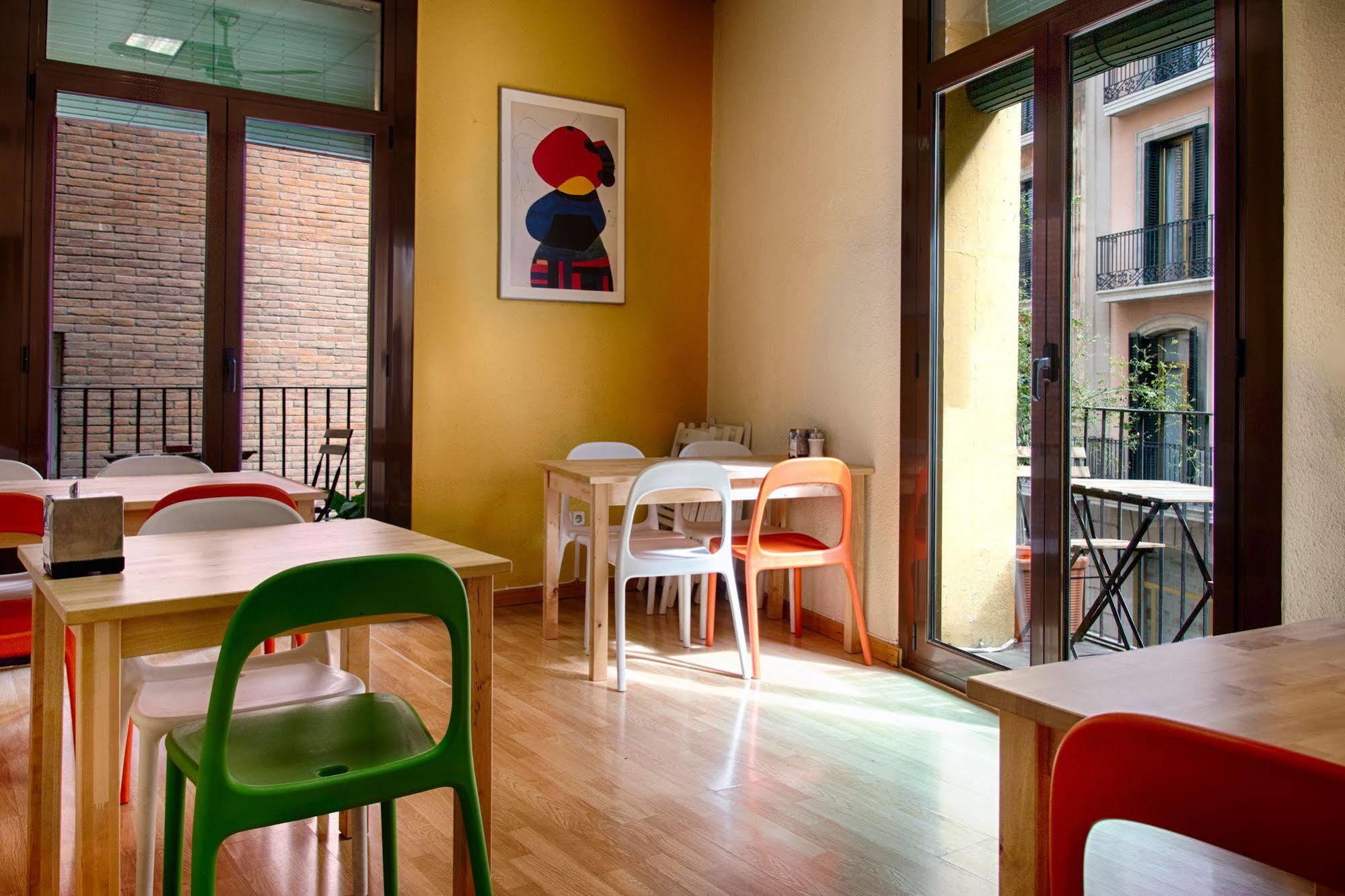Itaca Hostel برشلونة المظهر الخارجي الصورة
