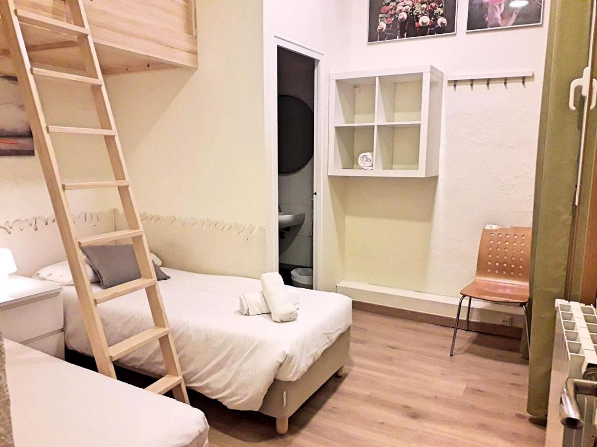 Itaca Hostel برشلونة المظهر الخارجي الصورة
